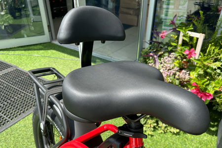 Taubik Seat With Backrest