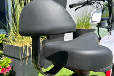 Taubik Seat With Backrest