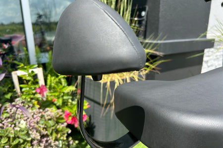 Taubik Seat With Backrest